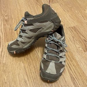 Merrell Women's Alverstone Vent Breathable Suede Leather Hiking Shoes - Peach